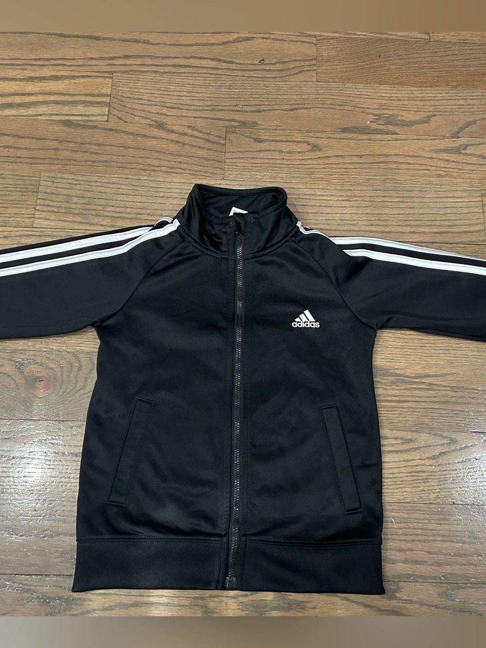 Adidas Black & White Kids Sweater Size 5 Brand New Condition